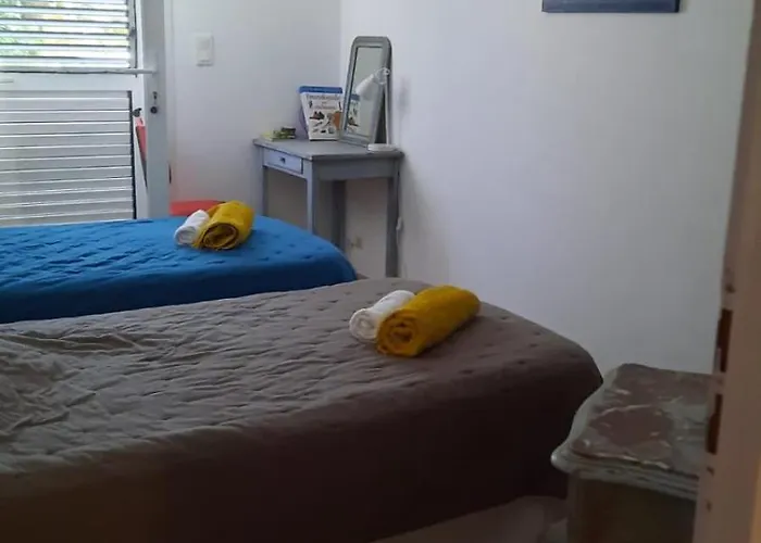 度假居 Un Ecrin De Verdure Face A La *